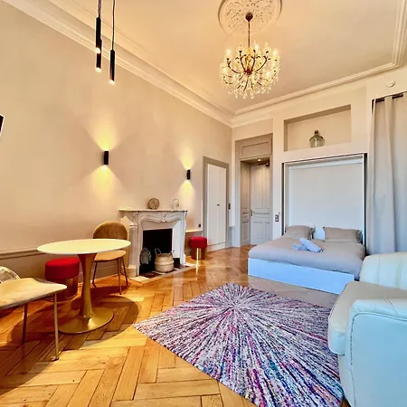 Apartmán Bourgeois Avec Terrasse Et Vue